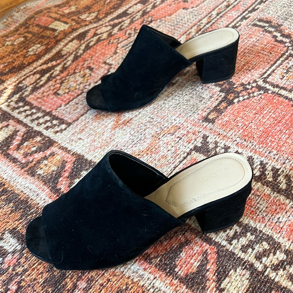 Slip on Aldo black chunky heels